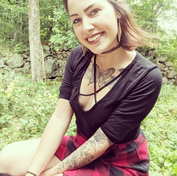 Meet your Posher, Hunnybunny - Picture 1 of 1